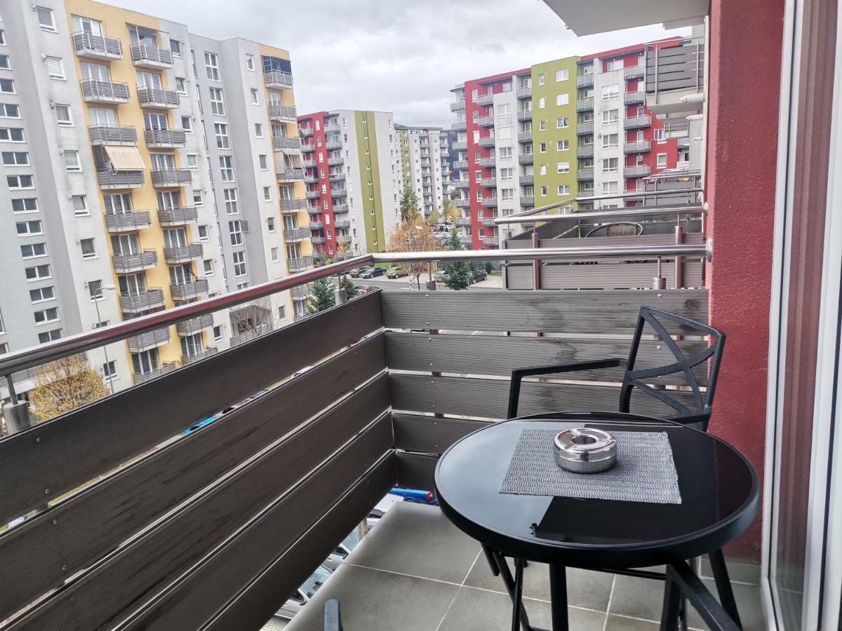 Oscar House Appartement Braşov Buitenkant foto